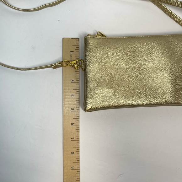 Gold Metallic Vegan Leather Crossbody Wristlet Clutch Detachable Strap NWOT - Picture 4 of 6